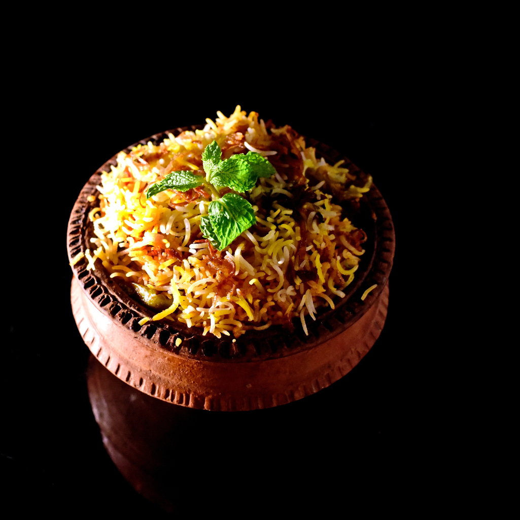 Indian cuisine recipes, traditional Indian dishes, Indian restaurant.